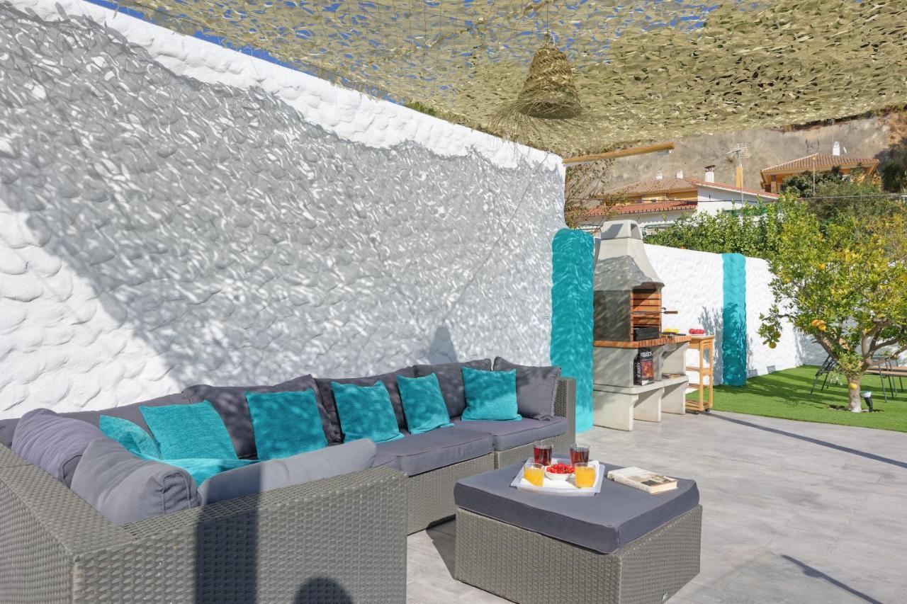 Villa Mamba By Seric,15' Walking To The Beach Torremolinos Eksteriør billede