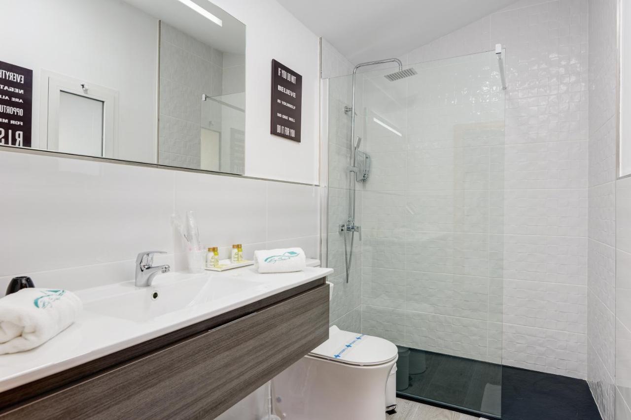Villa Mamba By Seric,15' Walking To The Beach Torremolinos Eksteriør billede