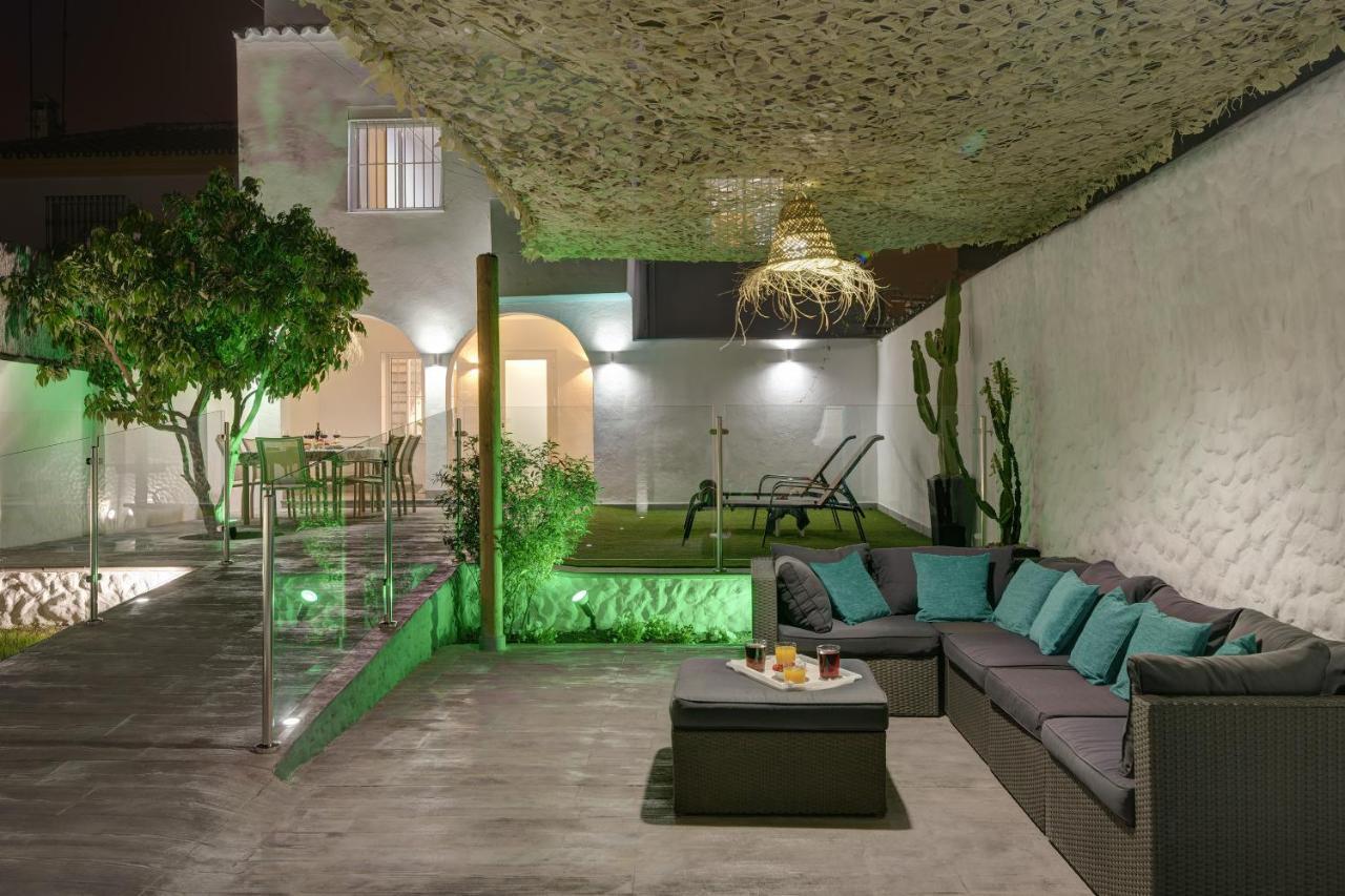 Villa Mamba By Seric,15' Walking To The Beach Torremolinos Eksteriør billede