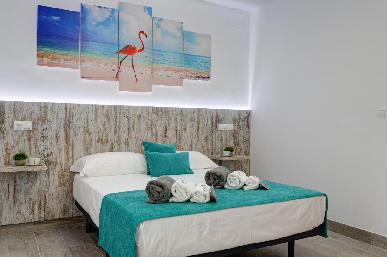 Villa Mamba By Seric,15' Walking To The Beach Torremolinos Eksteriør billede
